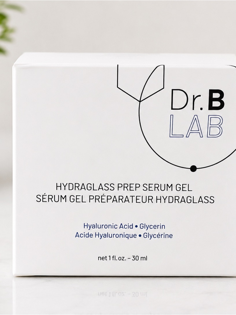 Dr. Brandt Hydraglass Prep Serum Gel — White